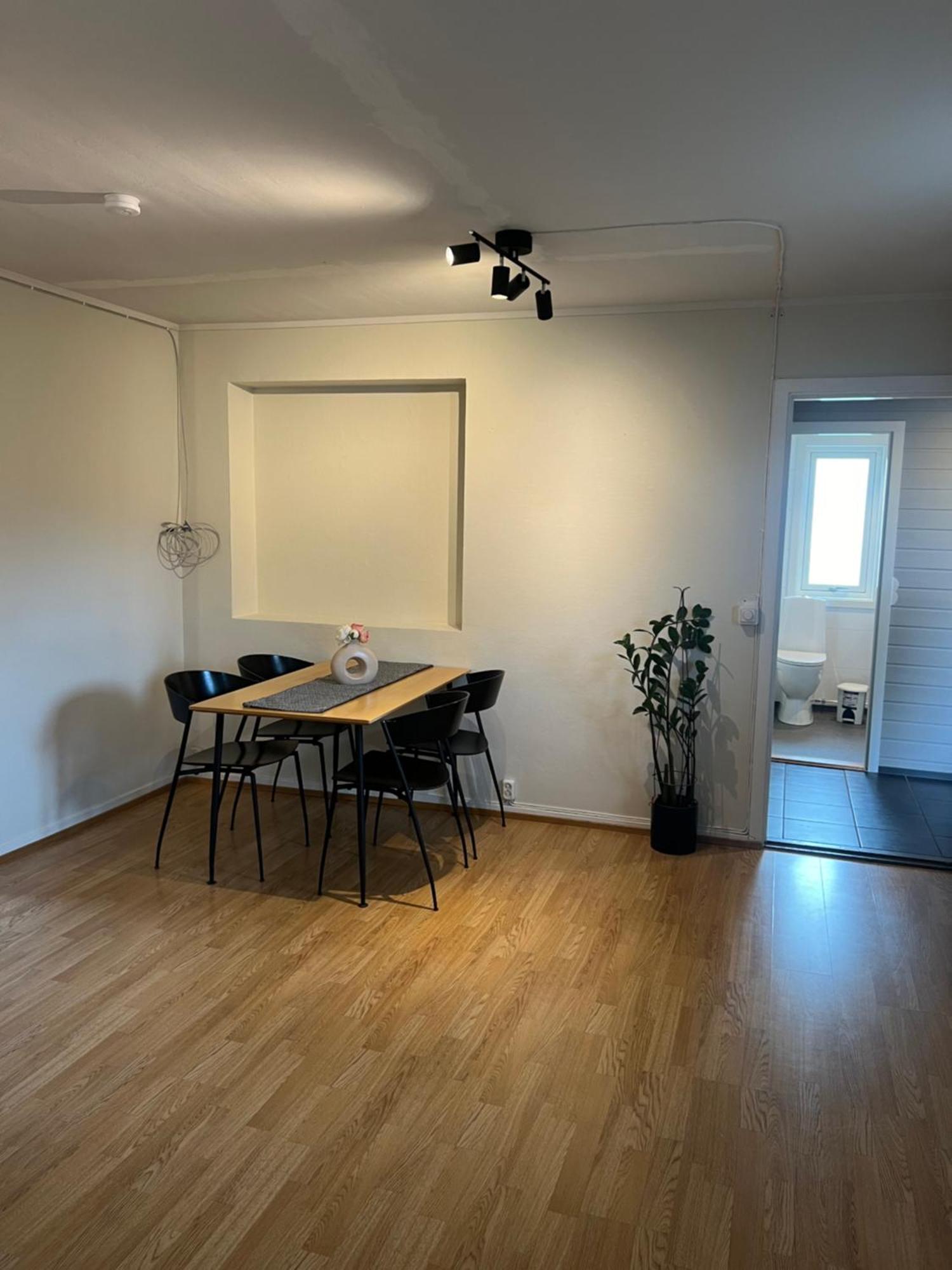 Sentrums Leilighet Kabelvag Bagian luar foto